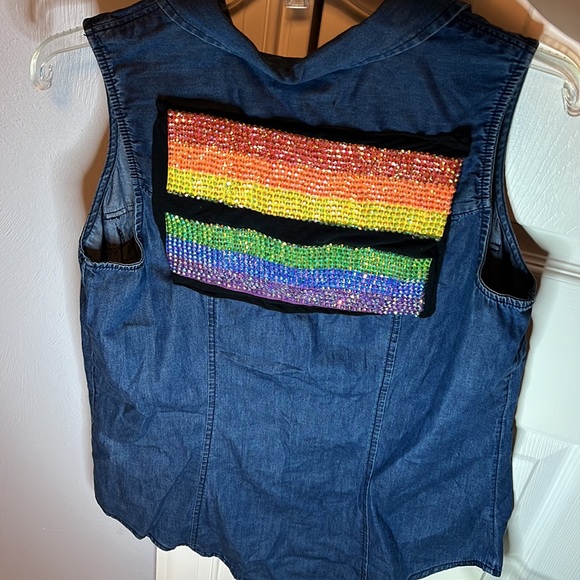 Pride Vest - Rainbow Vest - M - Picture 1 of 4